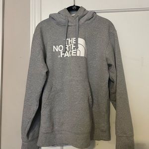 ❌North face hoodie